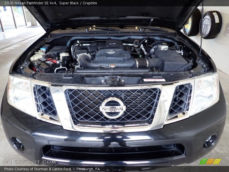 Super Black / Graphite 2010 Nissan Pathfinder SE 4x4