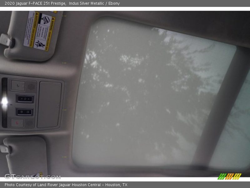 Indus Silver Metallic / Ebony 2020 Jaguar F-PACE 25t Prestige