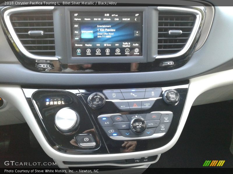 Billet Silver Metallic / Black/Alloy 2018 Chrysler Pacifica Touring L