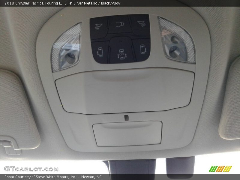 Billet Silver Metallic / Black/Alloy 2018 Chrysler Pacifica Touring L