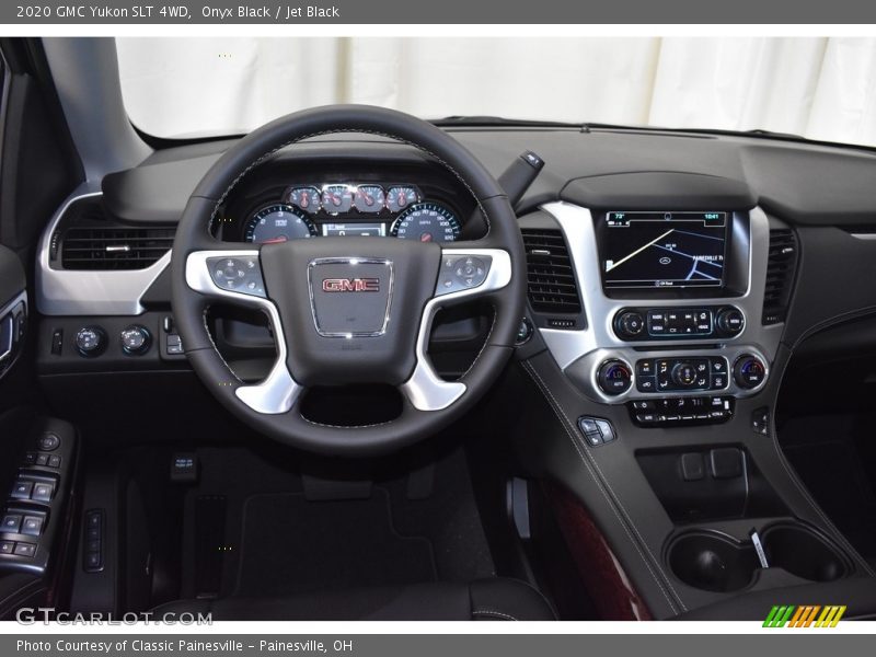 Dashboard of 2020 Yukon SLT 4WD