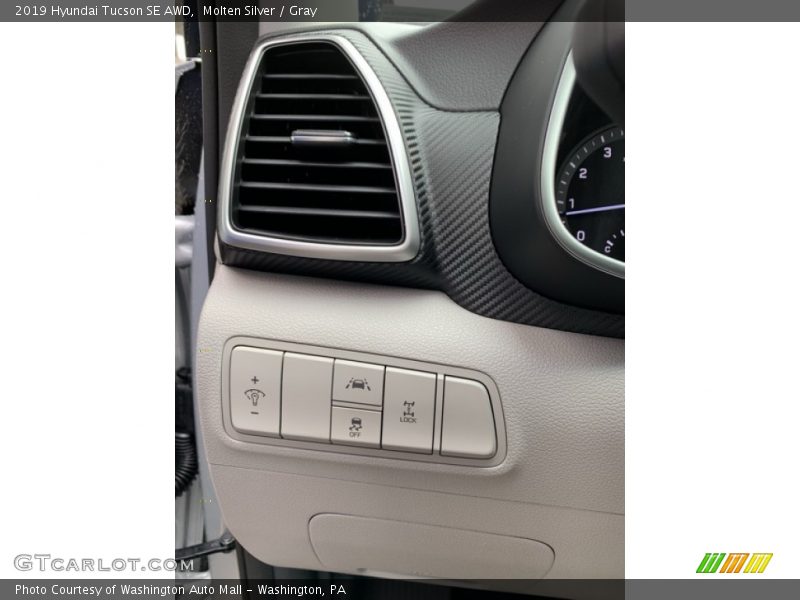 Molten Silver / Gray 2019 Hyundai Tucson SE AWD