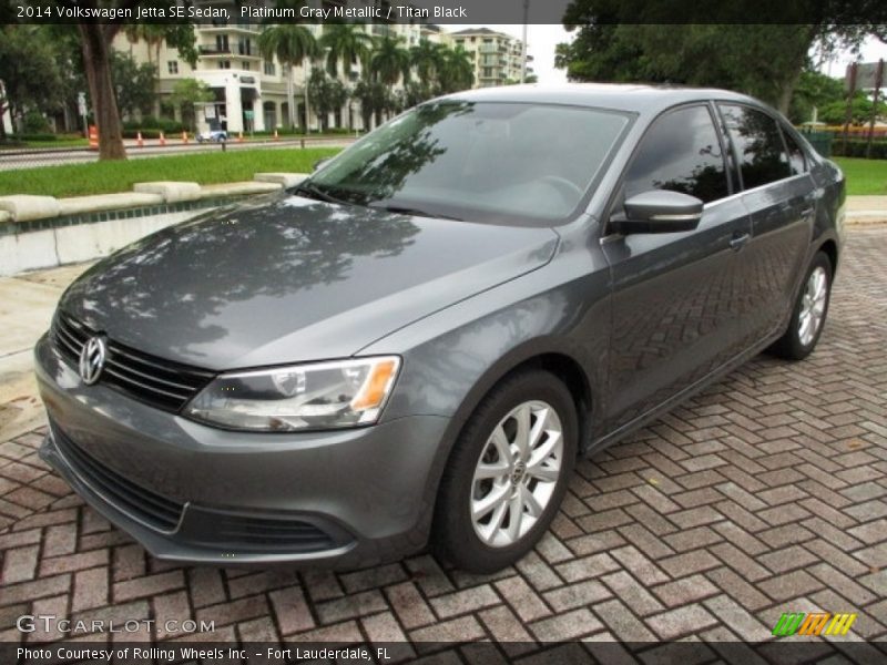 Platinum Gray Metallic / Titan Black 2014 Volkswagen Jetta SE Sedan