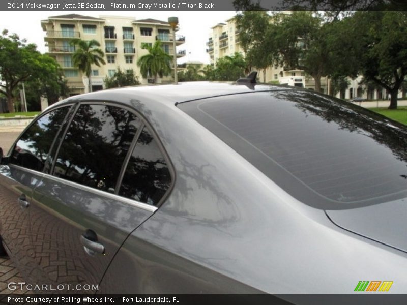 Platinum Gray Metallic / Titan Black 2014 Volkswagen Jetta SE Sedan