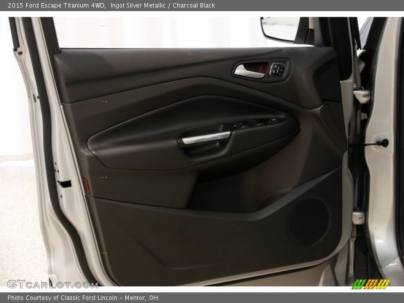 Ingot Silver Metallic / Charcoal Black 2015 Ford Escape Titanium 4WD