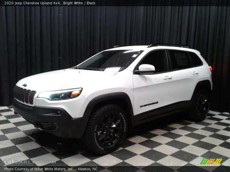 Bright White / Black 2020 Jeep Cherokee Upland 4x4