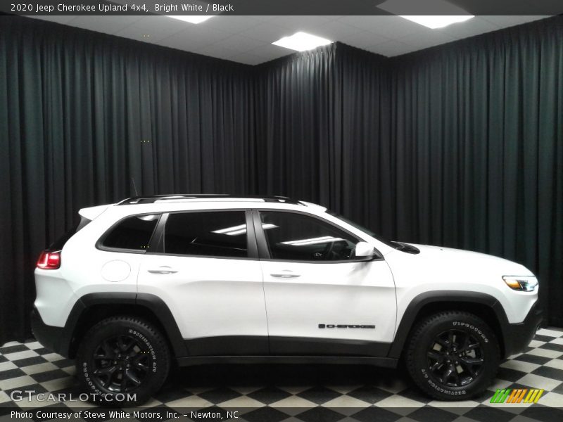 Bright White / Black 2020 Jeep Cherokee Upland 4x4