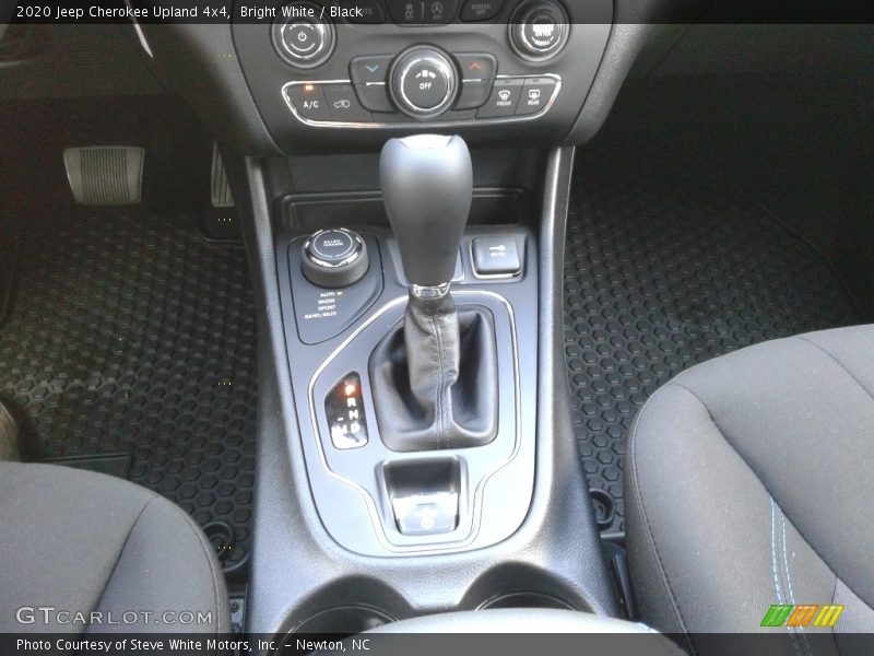 Bright White / Black 2020 Jeep Cherokee Upland 4x4