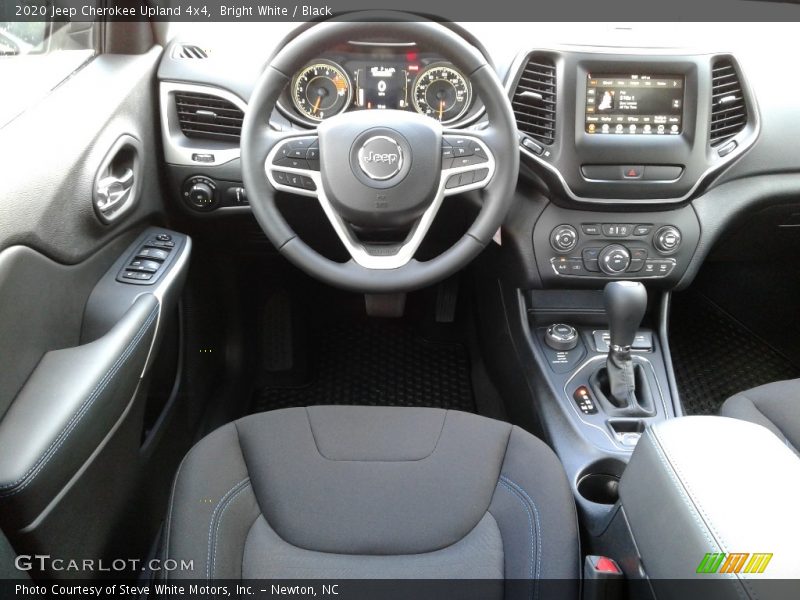Bright White / Black 2020 Jeep Cherokee Upland 4x4