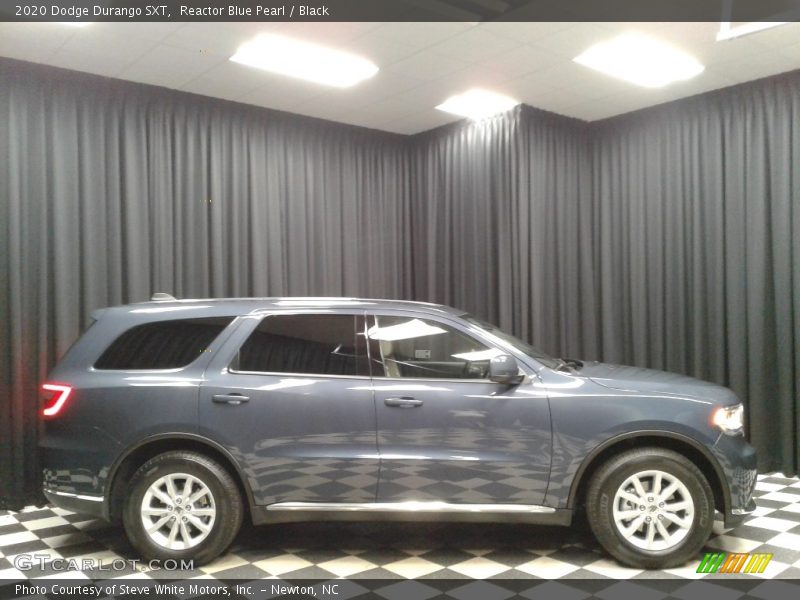 Reactor Blue Pearl / Black 2020 Dodge Durango SXT