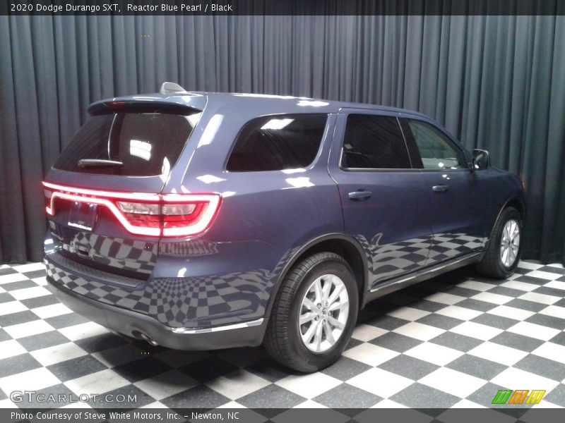 Reactor Blue Pearl / Black 2020 Dodge Durango SXT