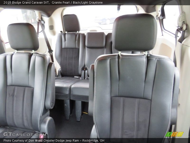 Granite Pearl / Black/Light Graystone 2018 Dodge Grand Caravan SXT