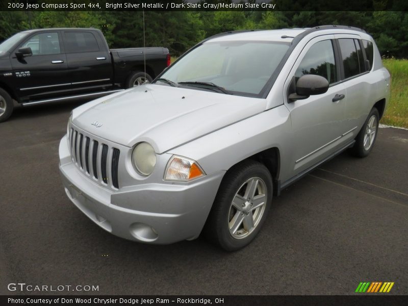 Bright Silver Metallic / Dark Slate Gray/Medium Slate Gray 2009 Jeep Compass Sport 4x4