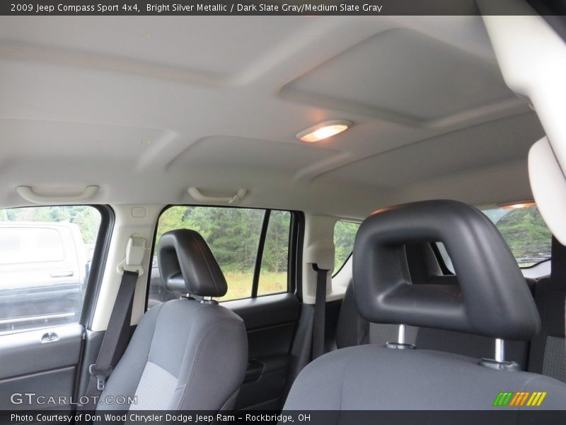 Bright Silver Metallic / Dark Slate Gray/Medium Slate Gray 2009 Jeep Compass Sport 4x4