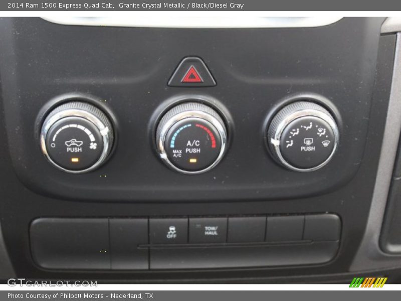 Granite Crystal Metallic / Black/Diesel Gray 2014 Ram 1500 Express Quad Cab
