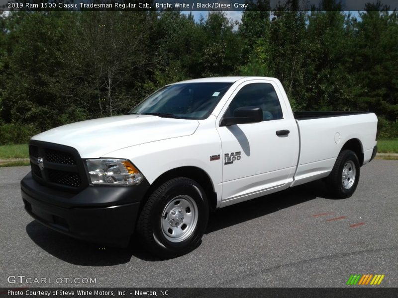 Bright White / Black/Diesel Gray 2019 Ram 1500 Classic Tradesman Regular Cab