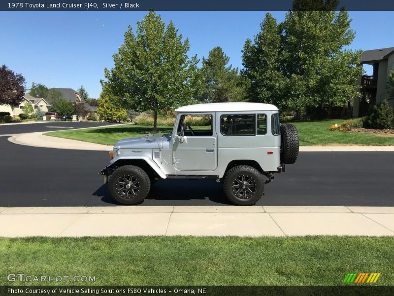  1978 Land Cruiser FJ40 Silver