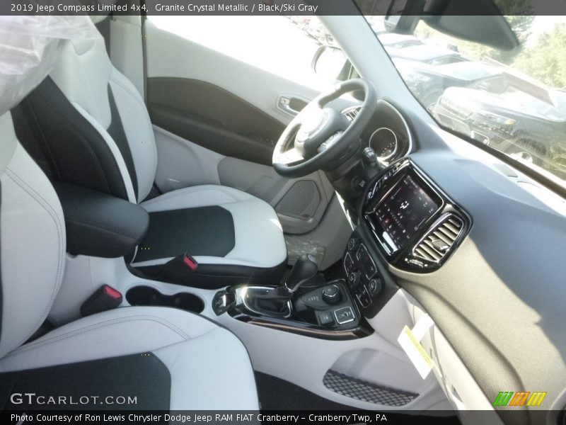 Granite Crystal Metallic / Black/Ski Gray 2019 Jeep Compass Limited 4x4