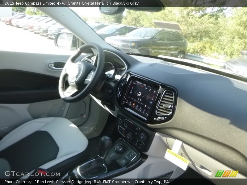 Granite Crystal Metallic / Black/Ski Gray 2019 Jeep Compass Limited 4x4