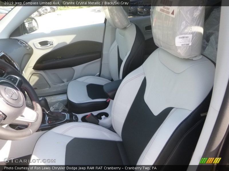 Granite Crystal Metallic / Black/Ski Gray 2019 Jeep Compass Limited 4x4