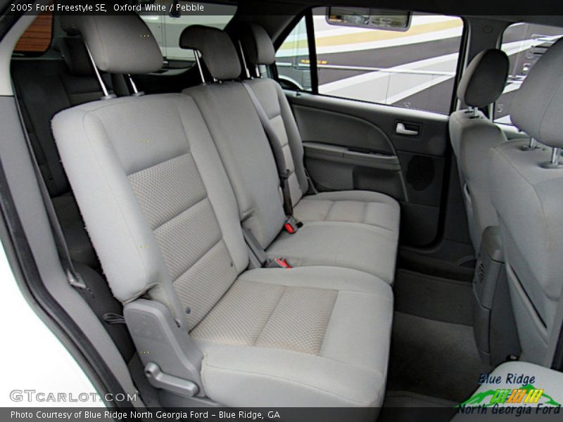 Oxford White / Pebble 2005 Ford Freestyle SE