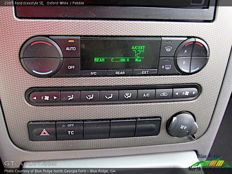 Oxford White / Pebble 2005 Ford Freestyle SE