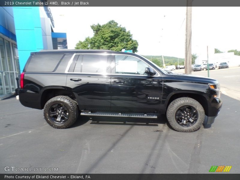 Black / Jet Black 2019 Chevrolet Tahoe LS 4WD