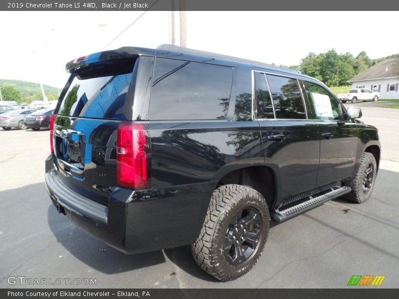 Black / Jet Black 2019 Chevrolet Tahoe LS 4WD