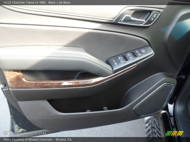 Black / Jet Black 2019 Chevrolet Tahoe LS 4WD