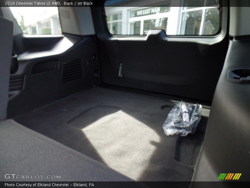Black / Jet Black 2019 Chevrolet Tahoe LS 4WD