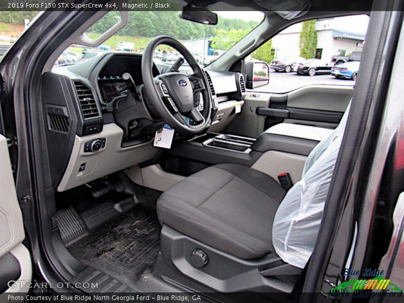Magnetic / Black 2019 Ford F150 STX SuperCrew 4x4
