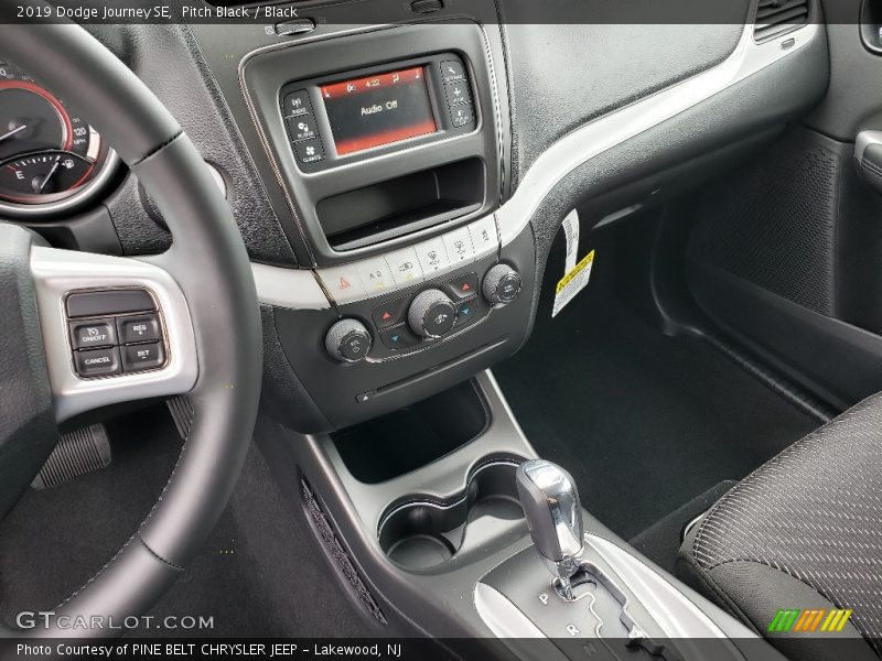 Pitch Black / Black 2019 Dodge Journey SE