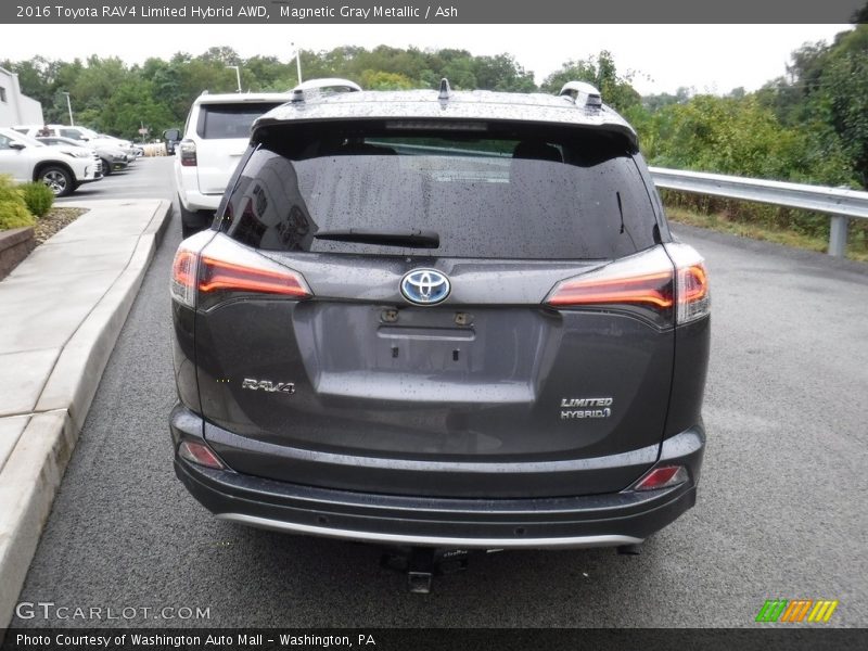 Magnetic Gray Metallic / Ash 2016 Toyota RAV4 Limited Hybrid AWD