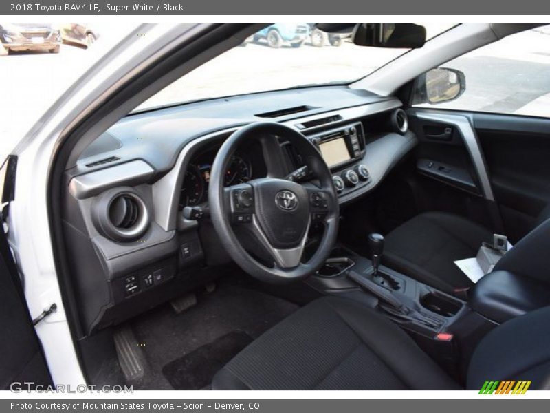 Super White / Black 2018 Toyota RAV4 LE