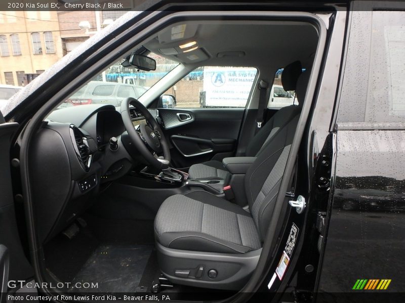 Front Seat of 2020 Soul EX