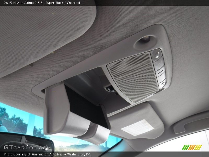 Super Black / Charcoal 2015 Nissan Altima 2.5 S