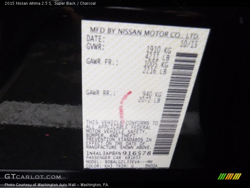 Super Black / Charcoal 2015 Nissan Altima 2.5 S