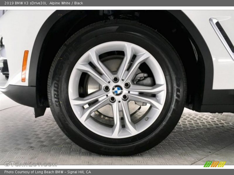 Alpine White / Black 2019 BMW X3 sDrive30i