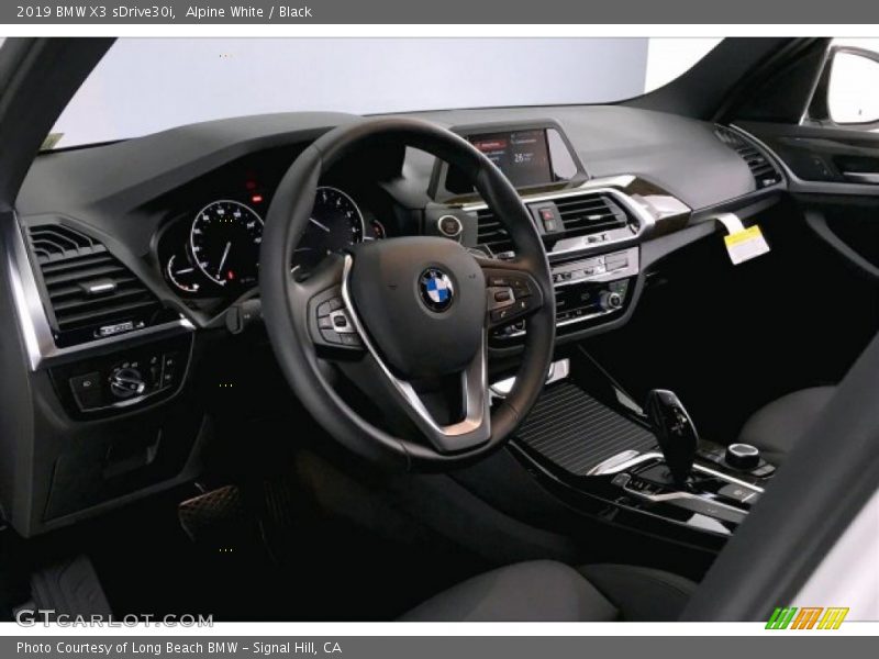 Alpine White / Black 2019 BMW X3 sDrive30i