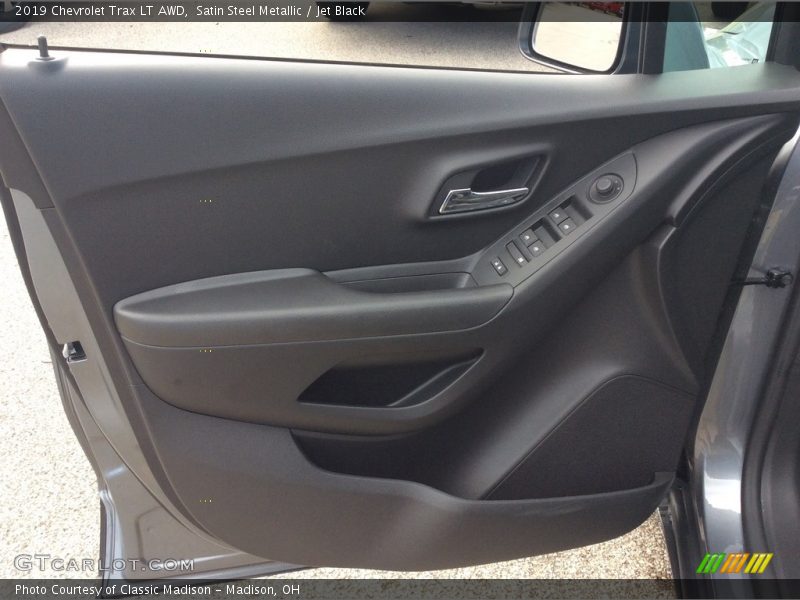 Satin Steel Metallic / Jet Black 2019 Chevrolet Trax LT AWD