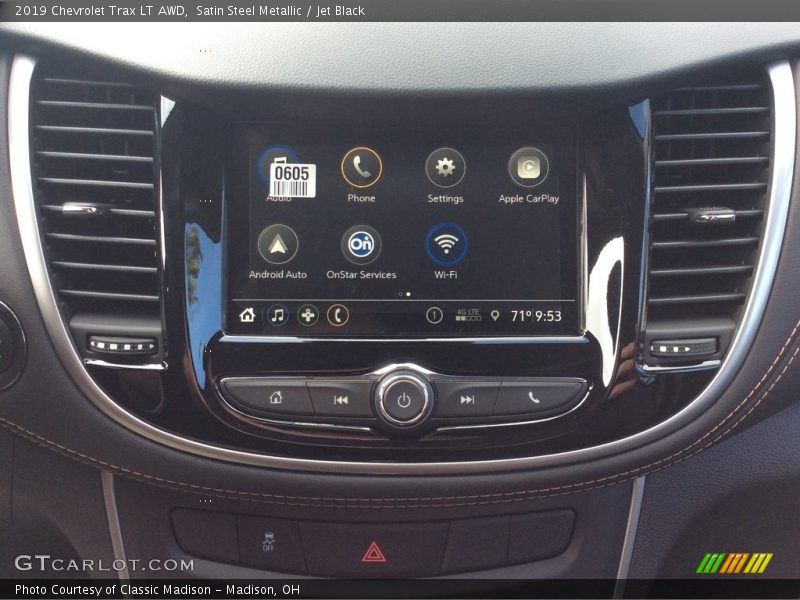 Satin Steel Metallic / Jet Black 2019 Chevrolet Trax LT AWD