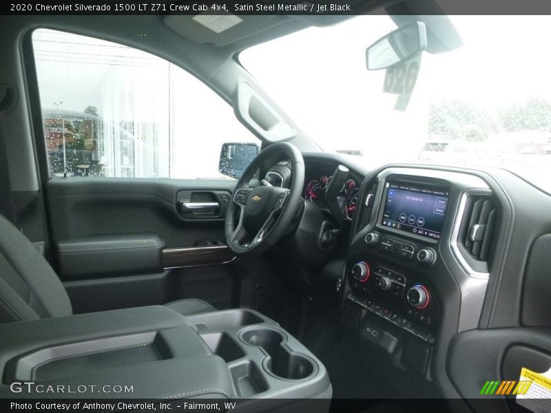 Dashboard of 2020 Silverado 1500 LT Z71 Crew Cab 4x4