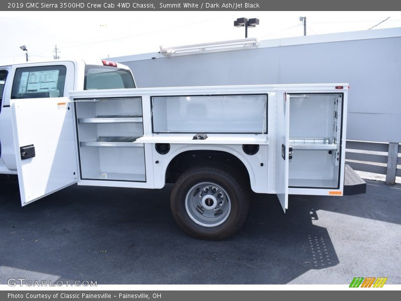 Summit White / Dark Ash/Jet Black 2019 GMC Sierra 3500HD Crew Cab 4WD Chassis