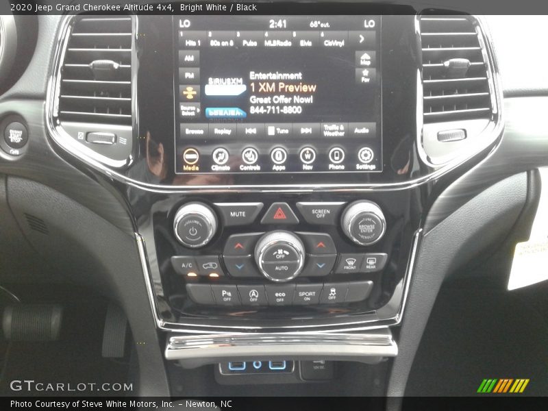 Bright White / Black 2020 Jeep Grand Cherokee Altitude 4x4