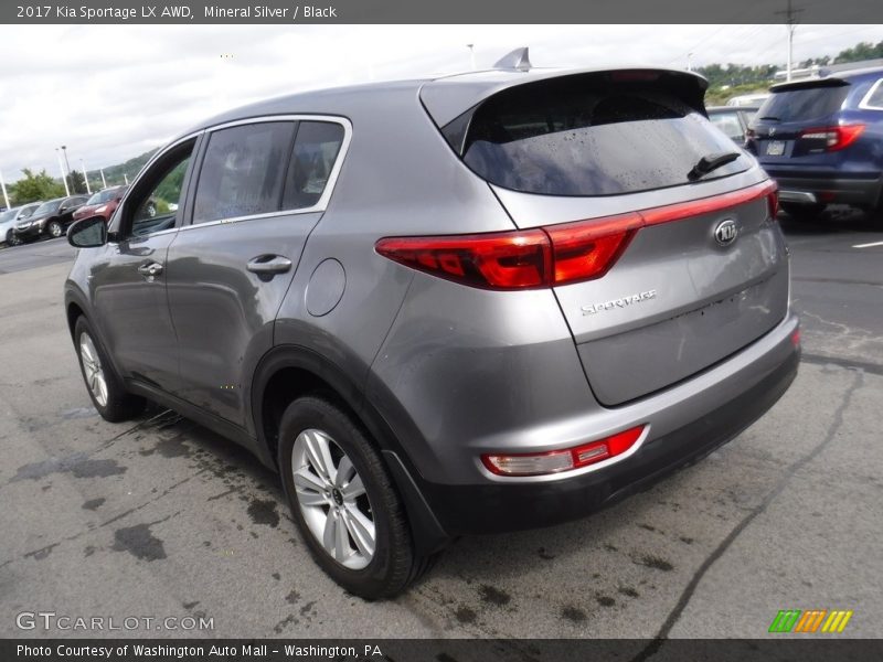 Mineral Silver / Black 2017 Kia Sportage LX AWD