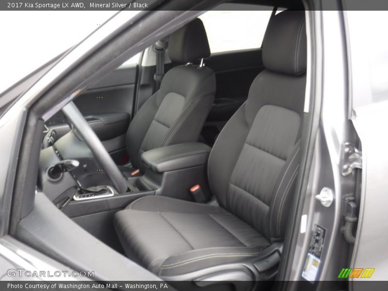 Mineral Silver / Black 2017 Kia Sportage LX AWD