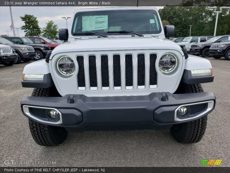 Bright White / Black 2020 Jeep Wrangler Unlimited Sahara 4x4