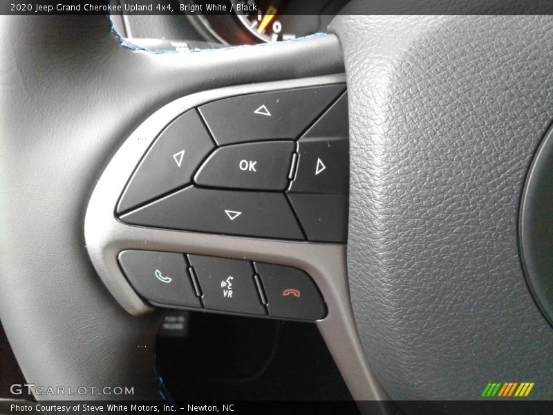 Bright White / Black 2020 Jeep Grand Cherokee Upland 4x4
