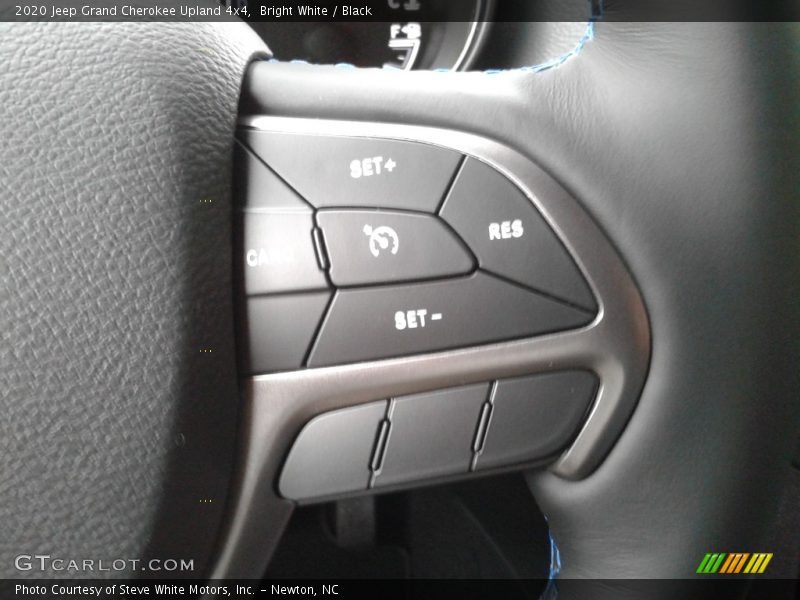 Bright White / Black 2020 Jeep Grand Cherokee Upland 4x4