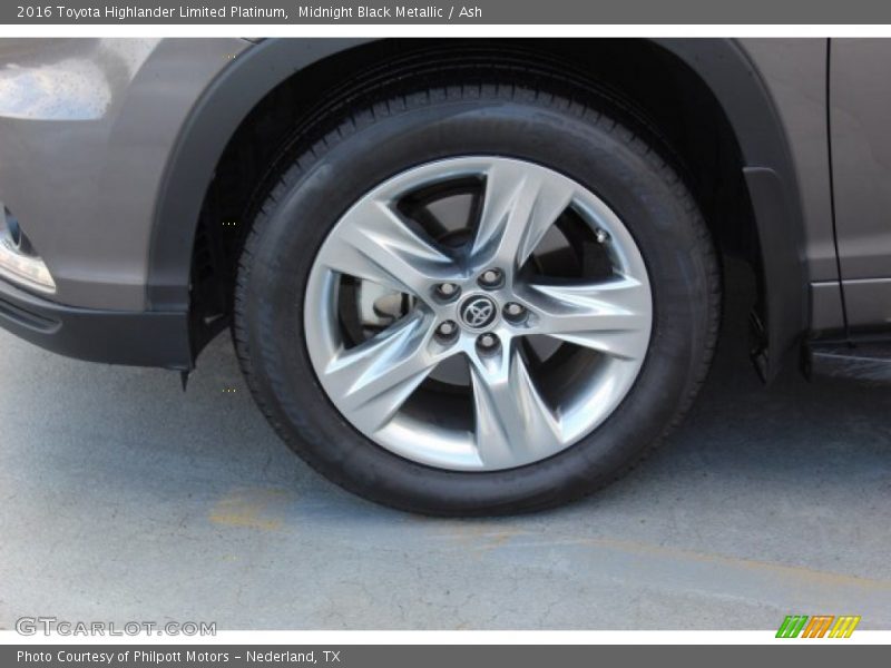 Midnight Black Metallic / Ash 2016 Toyota Highlander Limited Platinum